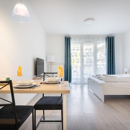 Grand Corvin Studio With Balcony Budapest Extérieur photo